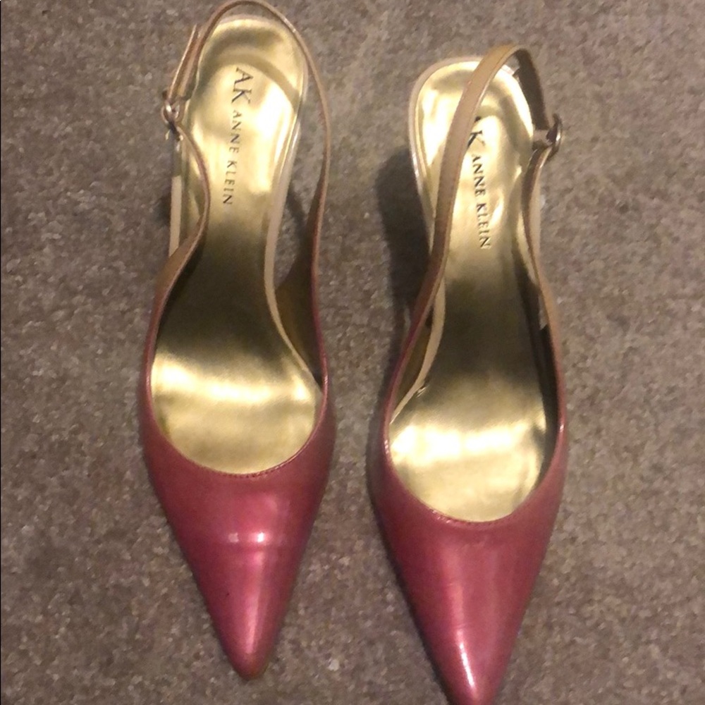 Anne Klein slingbacks